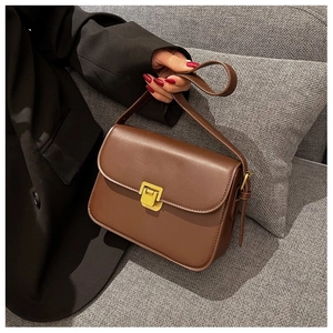Borsa A Tracolla Da Donna In Pelle PU Piccola Borsa Quadrata Minimalista Chic Con Chiusura In Metallo Dorato Elegante Borsa A Spalla