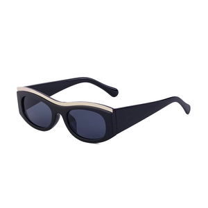 Chic cat eye sunglasses with black thick frame and golden metal inlay decoration