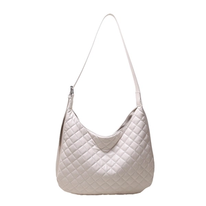 Off-white quilted shoulder bag featuring large capacity and stylish diamond pattern