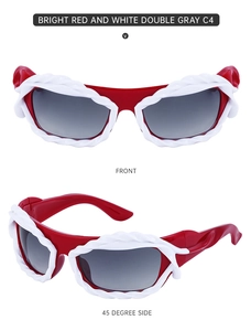 Vue de face et de profil de lunettes Y2K rouges avec bordure blanche et verres gris