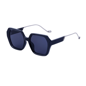 Lunettes de soleil carrées noires avec monture géométrique et branches en métal argenté