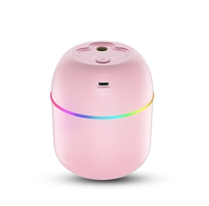 Details des Kleeblatt-Luftbefeuchters mit RGB-LED-Band und USB-Port am rosa Gehäuse