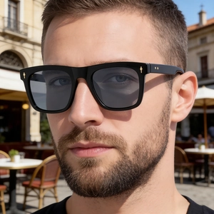 Retro Square Sunglasses PC Frame UV400 Protection Vintage Fashion Eyewear For Men And Women Outdoor Travel Shades