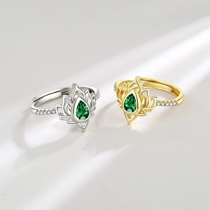 Anelli loto vintage con zircone verde a goccia in finiture oro e argento