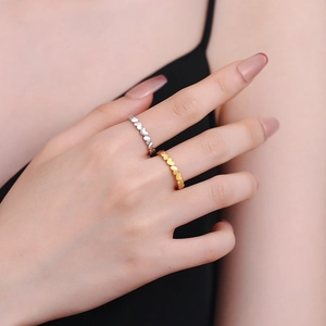 Minimalist heart-shaped stackable rings in gold and silver finish for women