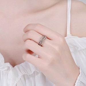 Bague d'anxiété réglable en argent avec perles rotatives et bandes serties de zircon