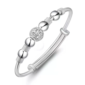 Bracelet Jonc En Perles Argentées Pour Femmes Avec Boule De Lanterne Creuse Coeur Bijoux De Main Réglables