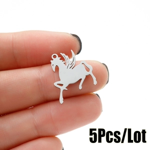 5Pcs stainless steel Pegasus charm pendants for DIY jewelry making in silver tone