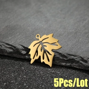 Lot de 5 pendentifs feuilles d'érable dorées évidées en acier inoxydable pour bijoux