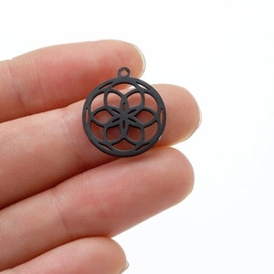 Boucles d'oreilles pendantes mandala en acier inoxydable noir au style minimaliste
