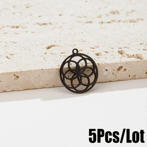 Détails de 5 pendentifs fleurs géométriques en acier noir pour la création de bijoux