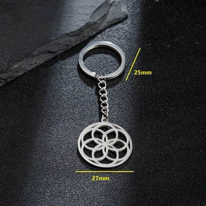 Stainless steel keychain with hollow geometric flower pendant measuring 27mm in diameter