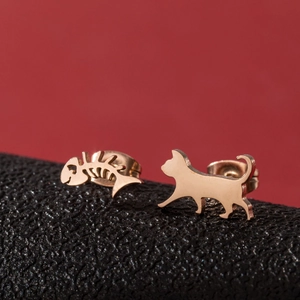 Minimalist gold-tone stainless steel mismatched cat and fishbone stud earrings for women