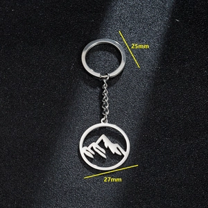 Stainless steel mountain silhouette keychain in silver finish with 27mm round pendant