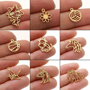 Breloques Creuses Visage Abstrait Acier Inoxydable Fleur Animal DIY Fabrication Bijoux Pendentifs Collier Bracelet Boucle Oreille