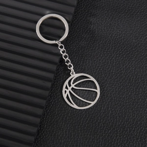Porte-clés basketball en acier inoxydable poli avec pendentif géométrique circulaire creux