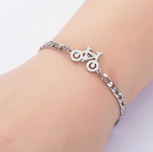 Stainless Steel Bicycle Pendant Figaro Chain Bracelet For Women Minimalist Adjustable Fashion Jewelry Gift