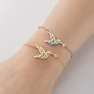 Stainless Steel Hummingbird Pendant Bracelet For Women Hollow Bird Cutout Design Adjustable Elegant Fashion Jewelry