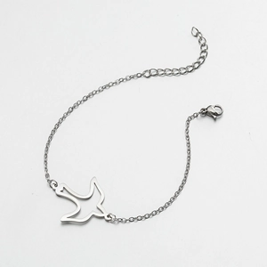 Minimalist silver bird pendant bracelet in stainless steel with adjustable lobster clasp