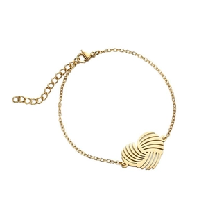 Bracelet doré minimaliste avec pendentif cœur texturé et chaîne à maillons croisés