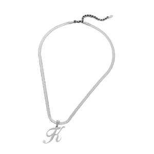 Collier chaîne serpent en acier argenté avec pendentif lettre K de style artistique