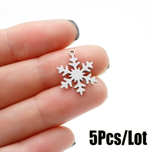 Set of five silver stainless steel snowflake pendants for DIY jewelry making
