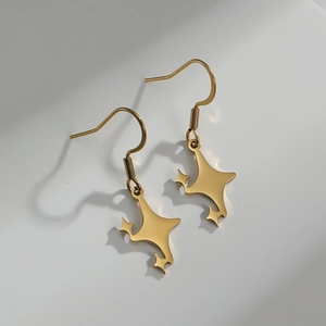 Orecchini a stella minimalisti in acciaio inossidabile dorato con pendente a stella