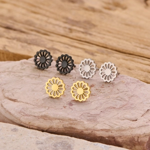 Boucles d'oreilles marguerites en acier inoxydable plaqué or 18k en trois couleurs