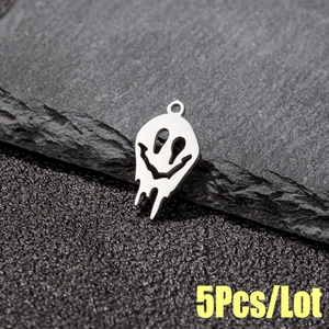 Cinq pendentifs en forme de smiley fondant argenté poli pour la création de bijoux