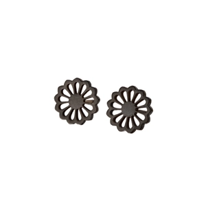 Boucles d'oreilles minimalistes fleurs noires mates avec pétales ajourés style quotidien