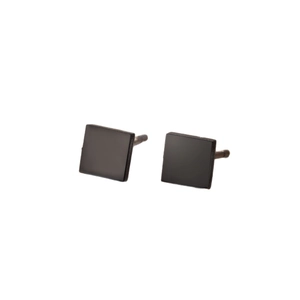 Boucles d'oreilles carrées noires de 5mm minimalistes au design géométrique mat épuré