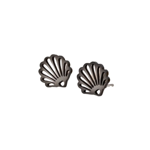 Minimalist black fan-shaped shell earrings in stainless steel with hollow out design