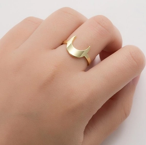 Polished minimalist gold crescent moon adjustable open ring for women and men