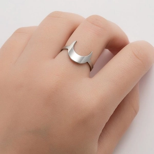 Minimalist silver crescent moon open ring in matte stainless steel for men and women