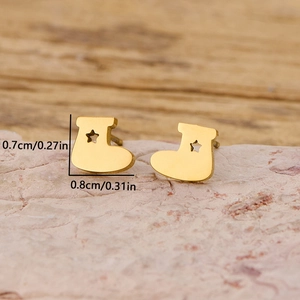 Chic 2025 Christmas boot stud earrings with star cutout in gold-plated metal