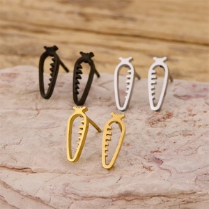 Boucles d'oreilles carotte en acier inoxydable en finitions noire, argentée et dorée