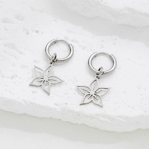 Boucles d'oreilles bohèmes en acier inoxydable argenté avec pendentifs fleurs et étoiles