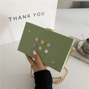 Damen Blumen Box Clutch Tasche 3D Floral Dekoration Künstliche Perle Akzent Goldkette Umhängetasche Süße Mode Elegant