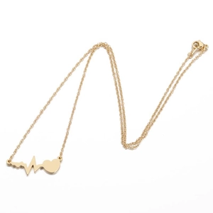 Collana alla moda dorata con ciondolo a cuore geometrico e battito cardiaco EKG