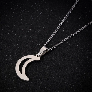 Minimalist silver crescent moon pendant necklace with stainless steel cable chain for women
