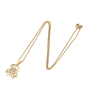 Collier en acier inoxydable doré avec pendentif scarabée et chaîne torsadée