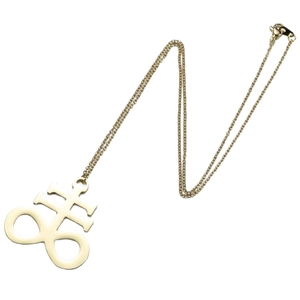 Collier avec pendentif croix de Léviathan dorée style hip hop avec une chaîne fine