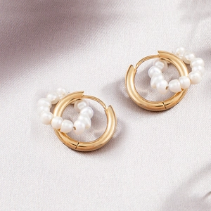 Boucles d'oreilles créoles vintage en acier inoxydable avec perles sur soie
