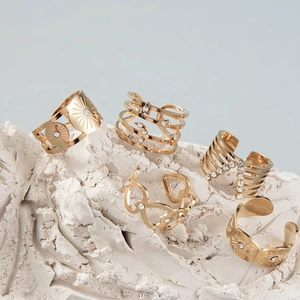 Ensemble de 5 bagues en acier inoxydable plaqué or 14K avec étoiles et zircons