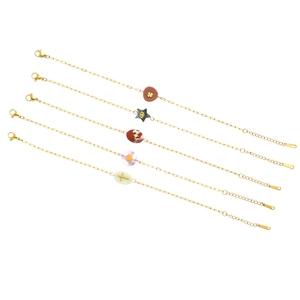 Lot de bracelets dorés en acier inoxydable avec pampilles étoile, cœur et croix