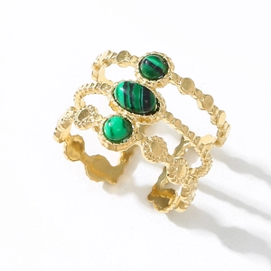 Bague ajustable en acier inoxydable doré avec trois pierres malachites vertes à 3 couches