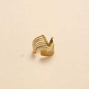 Minimalist gold V-shaped layered open ring with adjustable 1.8cm diameter design