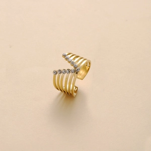 Elegant gold multi-layer V-shaped stainless steel ring with white crystals
