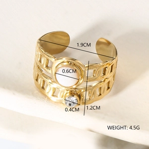 Detailed view of vintage gold ring dimensions with stone inlay and chain design
