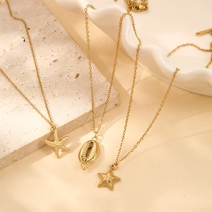 Gold-plated stainless steel necklace set with starfish, seashell and star charms